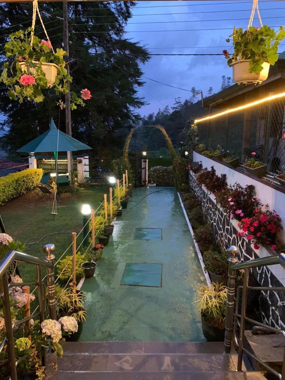 New Royal Mount Hotel Nuwara Eliya Esterno foto