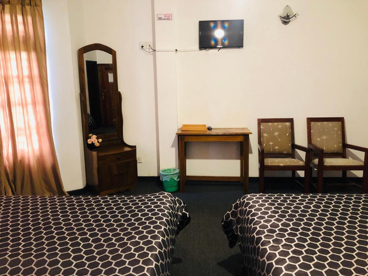 New Royal Mount Hotel Nuwara Eliya Esterno foto