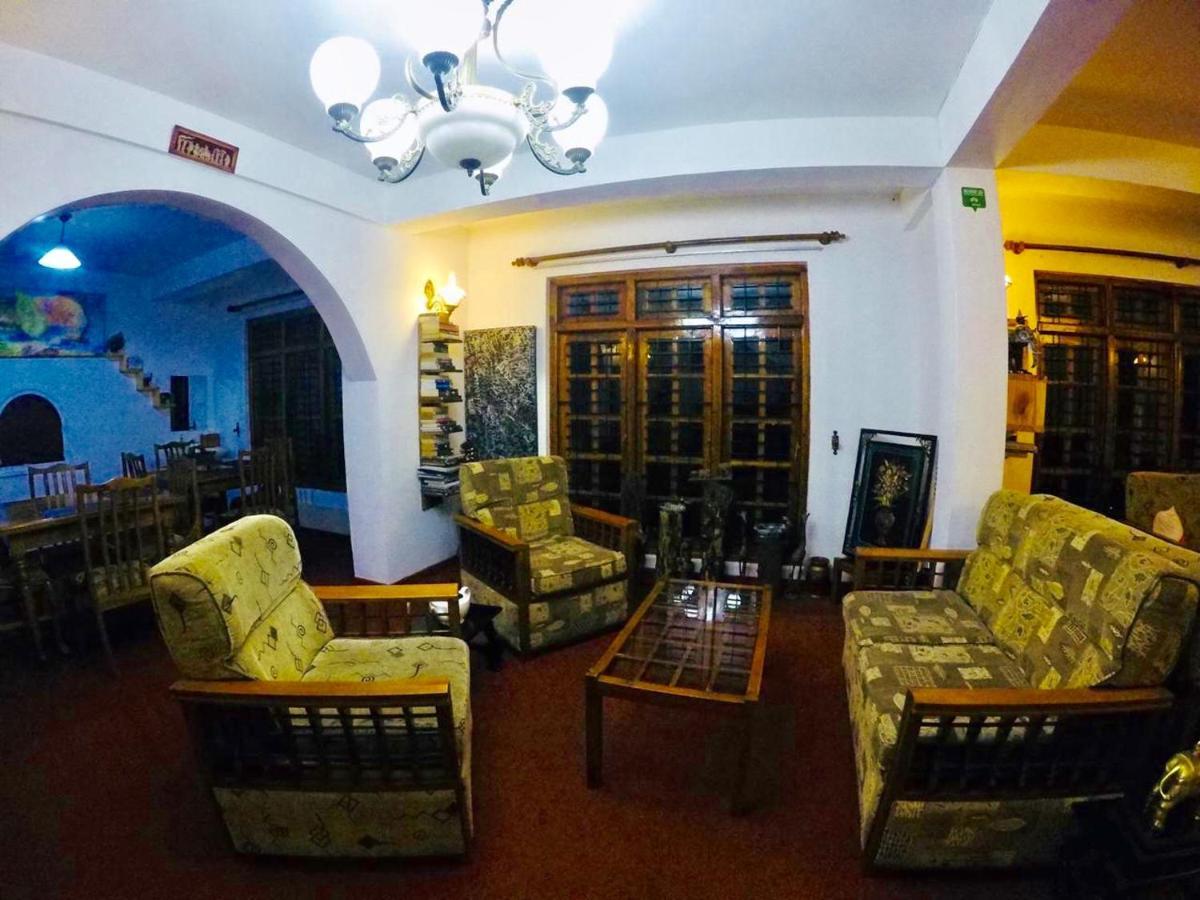New Royal Mount Hotel Nuwara Eliya Esterno foto